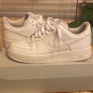 Air Force 1 - gently worn